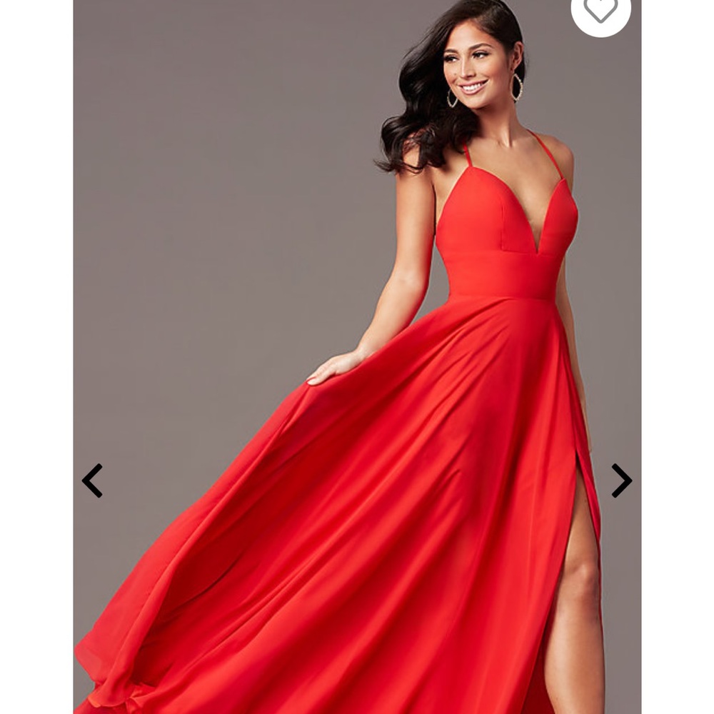 New with tags beautiful red dress. Great for a pageant, gala, ball, or prom.